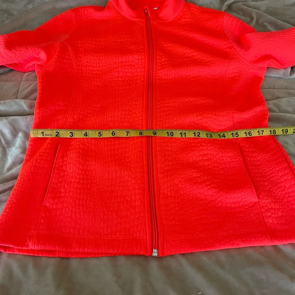 BNWT Lady Hagen essentials long sleeve zip up jacket size M - Picture 8 of 8